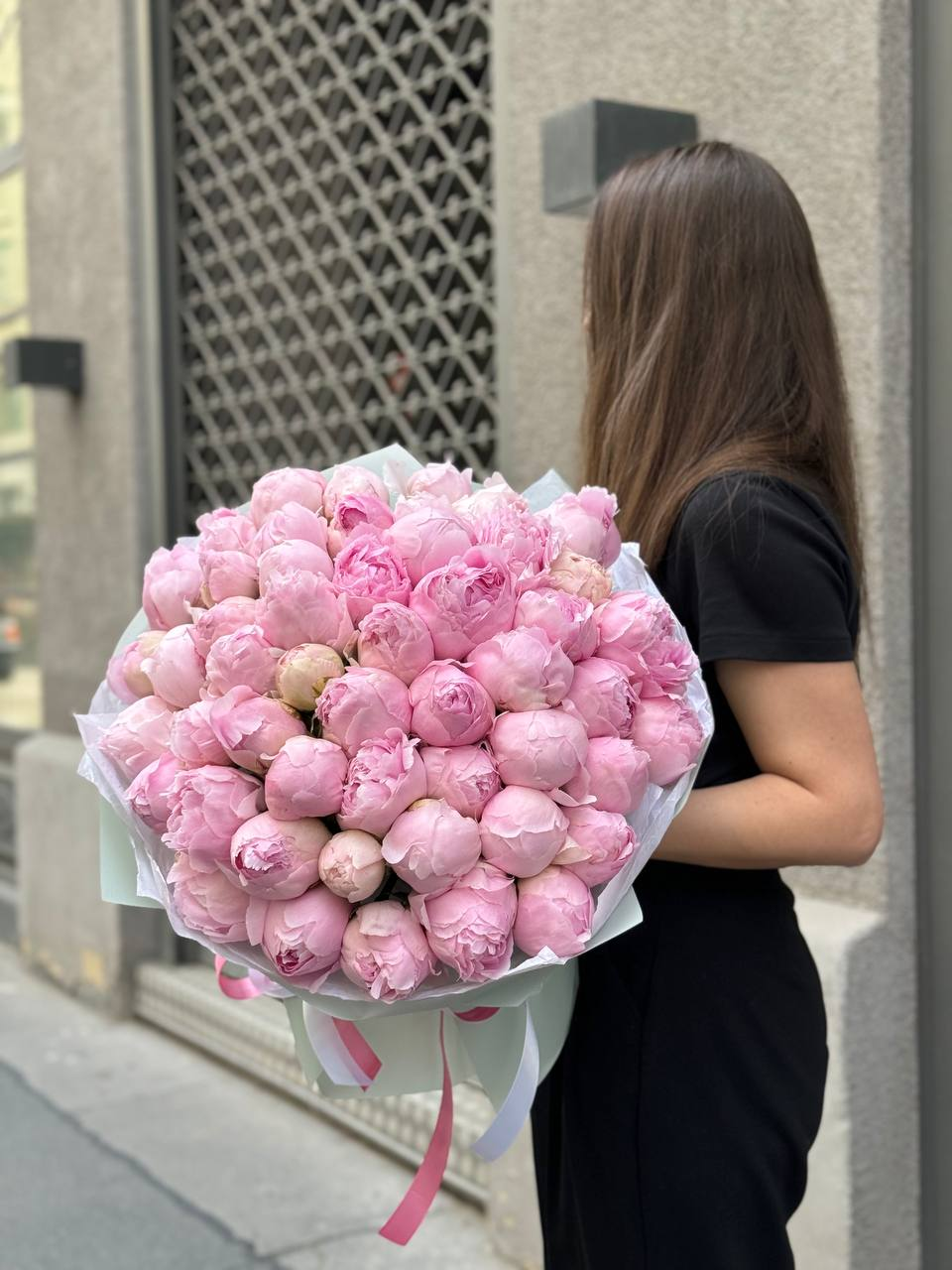 Mono Bouquets
